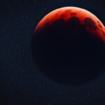 ce inseamna luna rosie