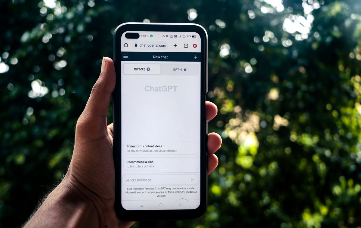 Backup WhatsApp pe telefon și în cloud