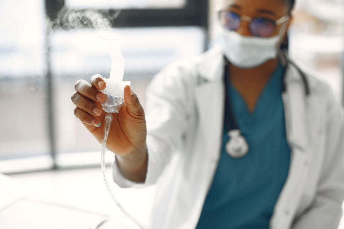 Nebulizator pentru administrarea inhalatorie a medicamentului
