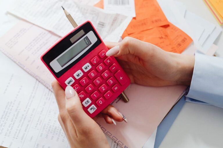 Bani, taxe și termeni din România explicați simplu
