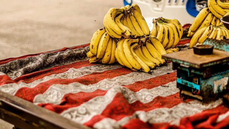 Ce înseamnă când visezi banane: coapte, verzi sau stricate